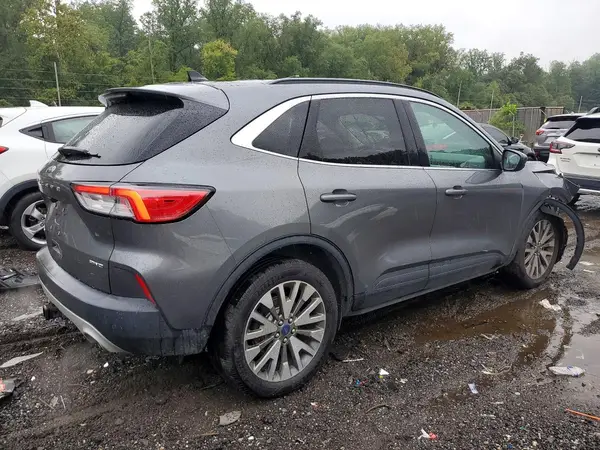 1FMCU9J97NUB37662 — 2022 Ford Escape, фото 3 с аукциона Copart, Передняя часть
