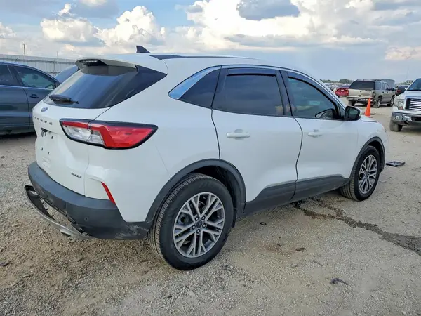 1FMCU9H64NUA69610 — 2022 Ford Escape, фото 3 с аукциона Copart, Задняя часть