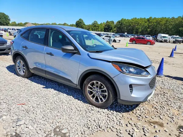 1FMCU0F69NUA86188 — 2022 Ford Escape, фото 4 с аукциона Copart, Передняя часть