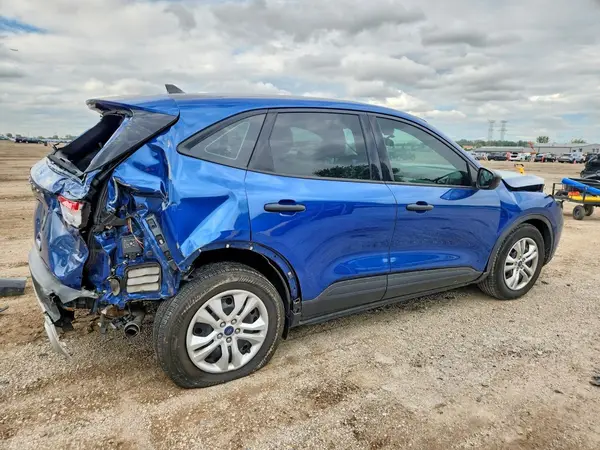 1FMCU0F60NUA30754 — 2022 Ford Escape, фото 3 с аукциона Copart, Передняя часть