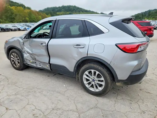 1FMCU9G64NUA72606 — 2022 Ford Escape, фото 2 с аукциона Copart, Боковая часть