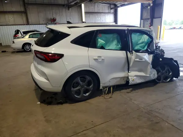 1FMCU0MN7PUA79947 — 2023 Ford Escape, фото 3 с аукциона Copart, Повреждения со всех сторон