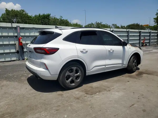 1FMCU0MN1PUB36305 — 2023 Ford Escape, фото 3 с аукциона Copart 07.10.2026, Пожар двигателя