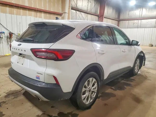 1FMCU9GN3PUA10592 — 2023 Ford Escape, фото 3 с аукциона Copart, Передняя часть