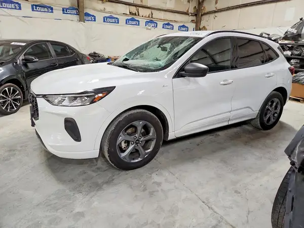 1FMCU9MN6PUA44949 — 2023 Ford Escape, Передняя часть (Front End), фото до ремонта