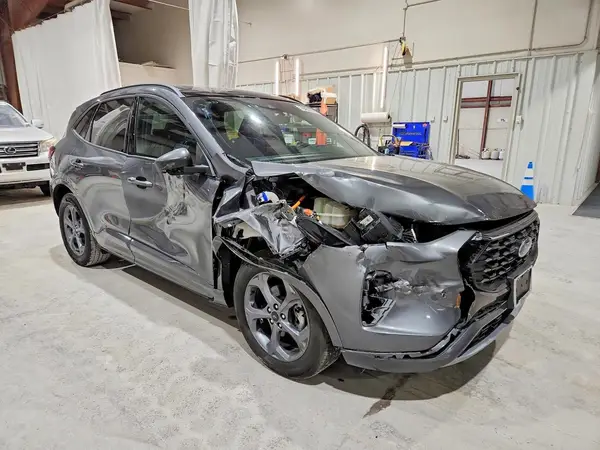 1FMCU0MZ7PUA30220 — 2023 Ford Escape, фото 4 с аукциона Copart, Боковая часть