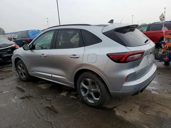 1FMCU9MN1RUA65579 — 2024 Ford Escape, фото 2 с аукциона Copart, Боковая часть