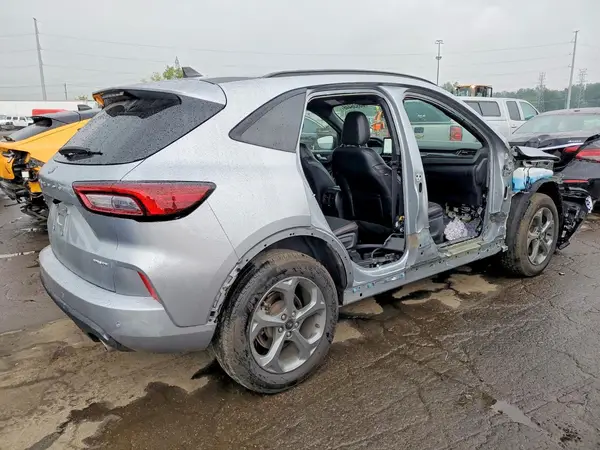 1FMCU9MN1RUA65579 — 2024 Ford Escape, фото 3 с аукциона Copart, Боковая часть