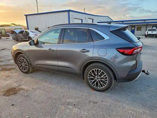 2024 FORD ESCAPE VIN 1FMCU0E16RUA97550 фото 2