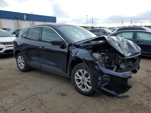 1FMCU9GN9RUB48365 — 2024 Ford Escape, фото 4 с аукциона Copart, Передняя часть