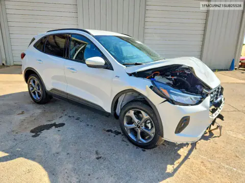 2025 Ford Escape VIN 1FMCU9NZ1SUB25528 фото 4