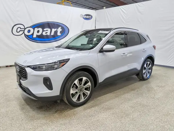 1FMCU9JA8SUB45632 Ford Escape 2025 — повреждение Передняя часть, фото до ремонта
