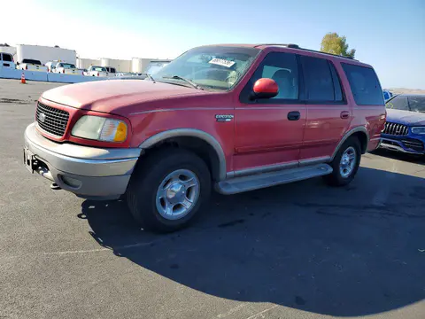 1FMFU18L52LA23337 — 2002 Ford Expedition, Передняя часть (Front End), фото до ремонта