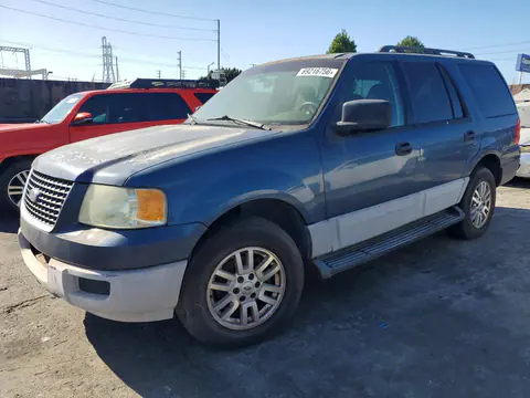 1FMPU13545LA15621 — 2005 Ford Expedition, Задняя часть (Rear End), фото до ремонта