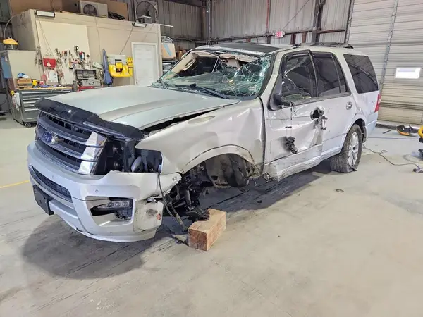 1FMJU2AT9HEA42223 — 2017 Ford Expedition, Опрокидывание (Rollover), фото до ремонта