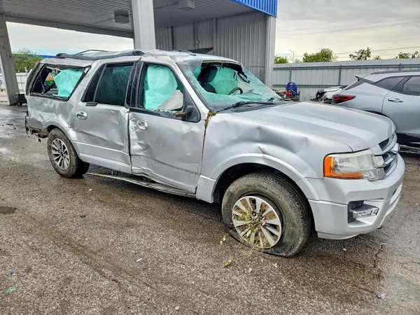 1FMJK1JT7HEA70733 — 2017 Ford Expedition, фото 4 с аукциона Copart, Опрокидывание