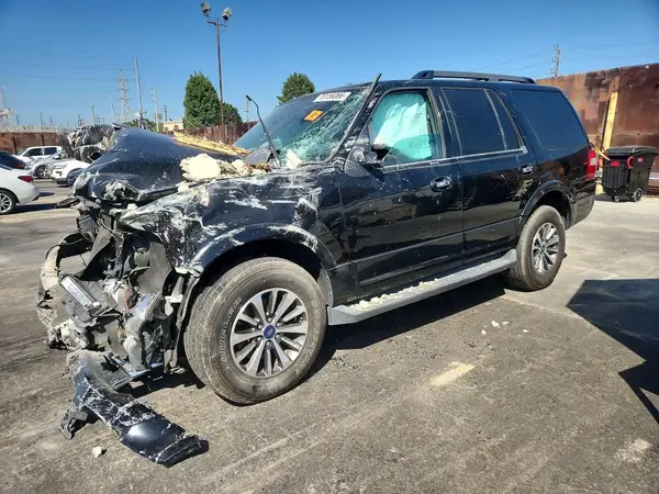 1FMJU1HT8HEA21699 — 2017 Ford Expedition, Передняя часть (Front End), фото до ремонта