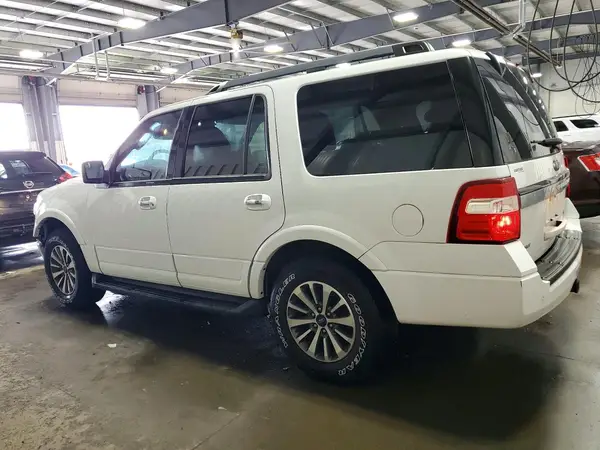 1FMJU1HTXHEA21283 — 2017 Ford Expedition, фото 2 с аукциона Copart 06.10.2026, Передняя часть