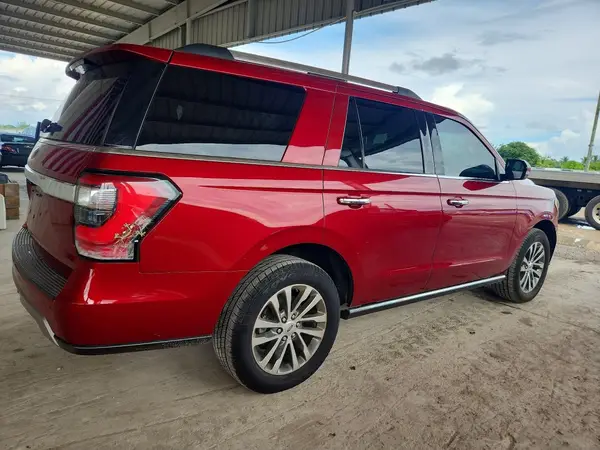 1FMJU1KT1JEA59662 — 2018 Ford Expedition, фото 3 с аукциона Copart 07.10.2026, Мелкие вмятины и царапины