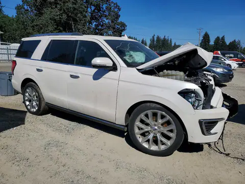 2019 Ford Expedition VIN 1FMJU2AT5KEA84167 фото 4