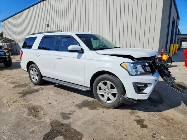 1FMJU1HT9KEA78713 — 2019 Ford Expedition, фото 4 с аукциона Copart, Передняя часть