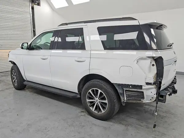 1FMJU1JT5KEA37022 — 2019 Ford Expedition, фото 2 с аукциона Copart 29.09.2026, Повреждения со всех сторон