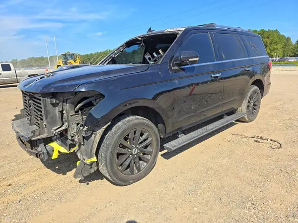 1FMJU1KT6KEA67645 — 2019 Ford Expedition, Передняя часть (Front End), фото до ремонта