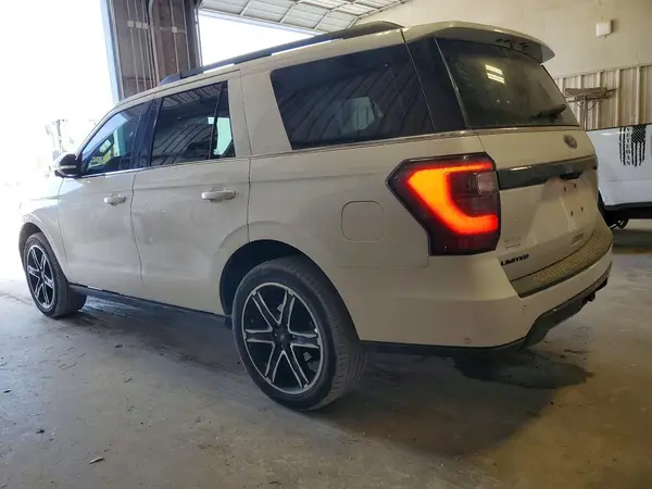 1FMJU1KT5KEA27119 — 2019 Ford Expedition, фото 2 с аукциона Copart 02.10.2026, Передняя часть