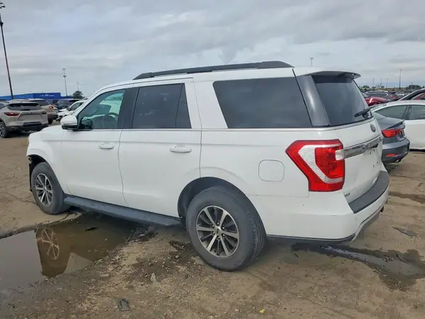 1FMJU1JT8KEA44031 — 2019 Ford Expedition, фото 2 с аукциона Copart, Передняя часть