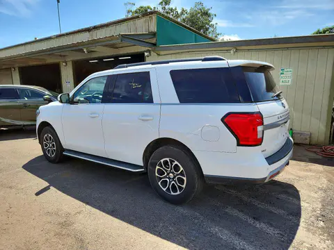 2023 Ford Expedition VIN 1FMJU1H89PEA40076 фото 2