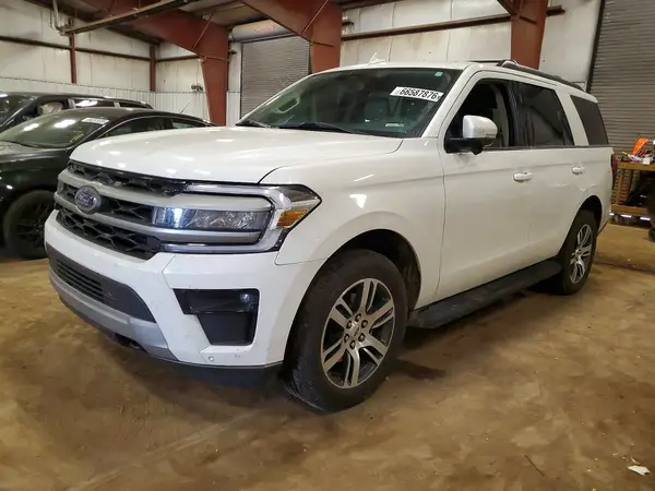 1FMJU1J87REA03556 — 2024 Ford Expedition, Задняя часть (Rear End), фото до ремонта
