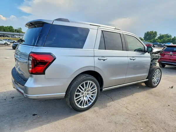 1FMJU1M80REA44011 — 2024 Ford Expedition, фото 3 с аукциона Copart, Передняя часть