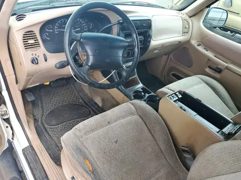 1997 Ford Explorer VIN 1FMCU22X9VUB32757 фото 8