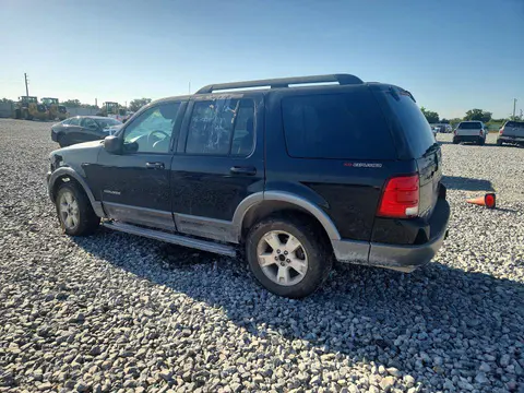 2005 FORD EXPLORER VIN 1FMZU63KX5UB31069 фото 2