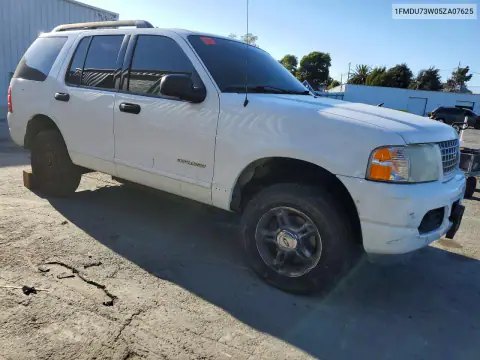 1FMDU73W05ZA07625 — 2005 Ford Explorer, фото 4 с аукциона Copart, Пожар