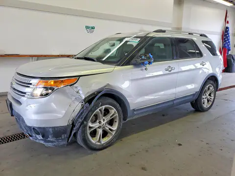 1FM5K8F80DGC12028 — 2013 Ford Explorer, Передняя часть (Front End), фото до ремонта