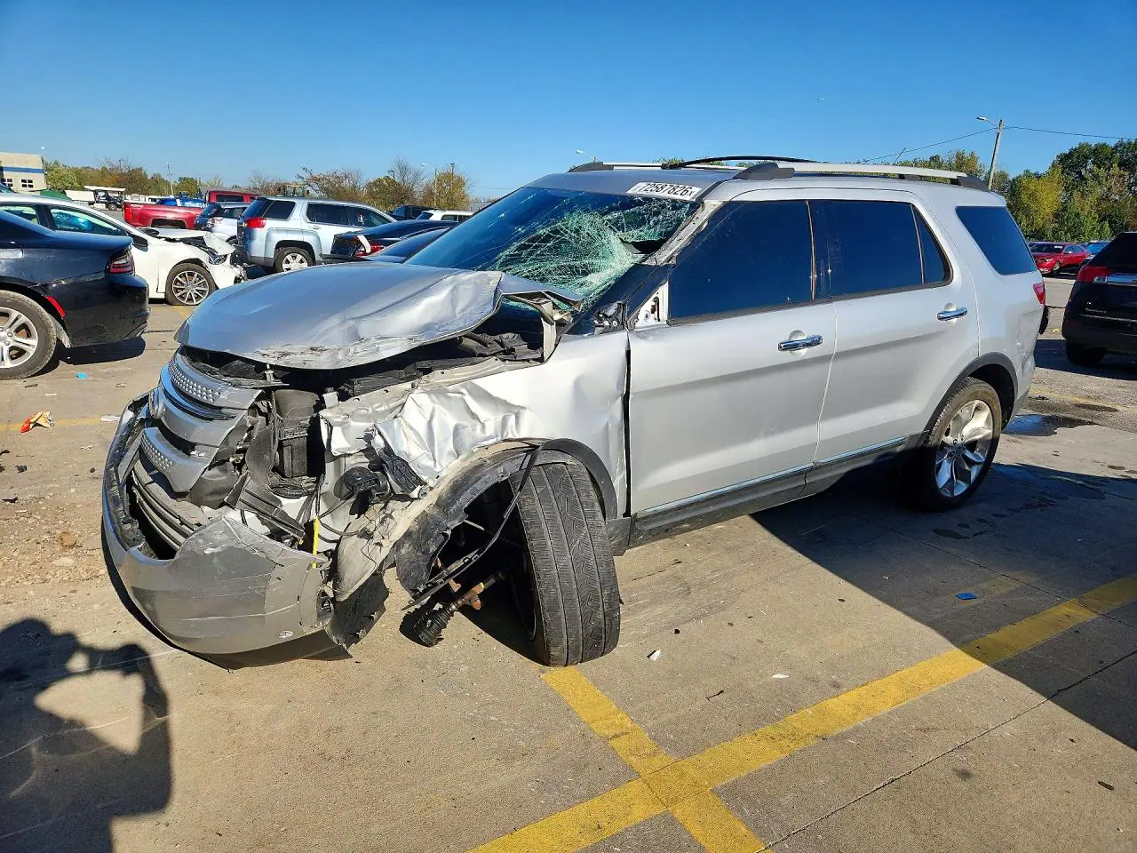 1FM5K8F89DGB37281 Ford Explorer 2013 — повреждение Передняя часть, фото до ремонта