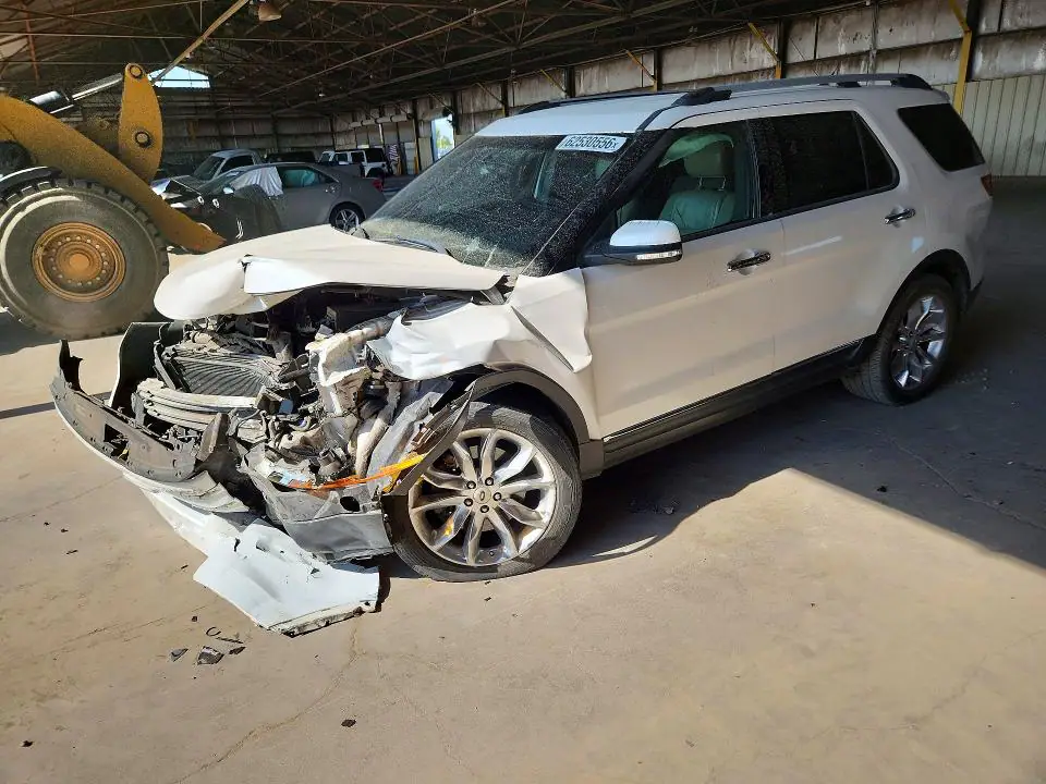1FM5K7F86EGA54080 Ford Explorer 2014 — повреждение Передняя часть, фото до ремонта