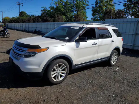 1FM5K8D85FGA81622 — 2015 Ford Explorer, Механические повреждения (Mechanical), фото до ремонта