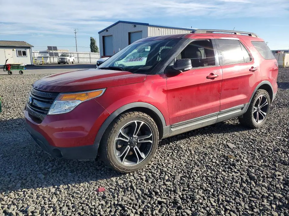 1FM5K8GT4FGA55870 Ford Explorer 2015 — повреждение Боковая часть, фото до ремонта