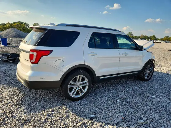 1FM5K7D82GGA02905 — 2016 Ford Explorer, фото 3 с аукциона Copart, Передняя часть