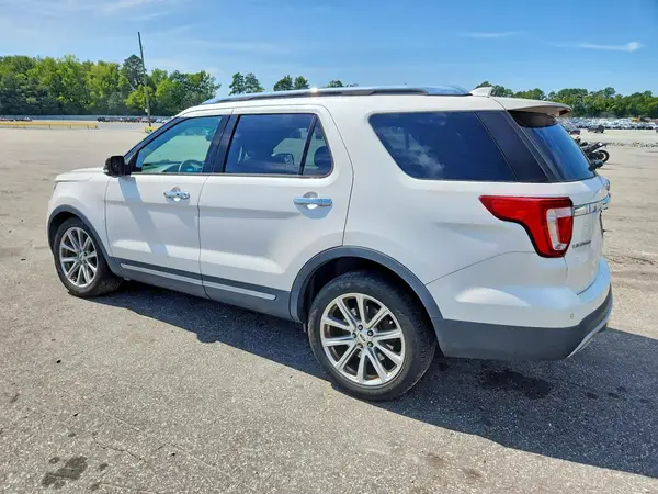 1FM5K7FH2GGB09076 — 2016 Ford Explorer, фото 2 с аукциона Copart, Передняя часть