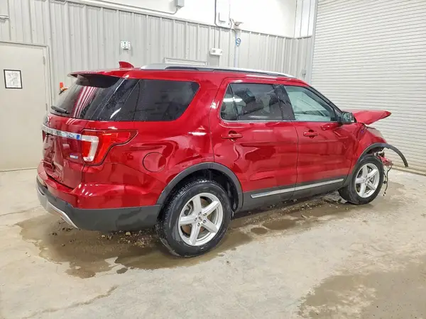 1FM5K8D81GGB42921 — 2016 Ford Explorer, фото 3 с аукциона Copart, Передняя часть