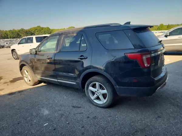 1FM5K8D82GGC27377 — 2016 Ford Explorer, фото 2 с аукциона Copart, Боковая часть