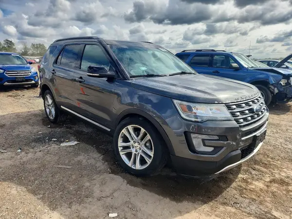 1FM5K8D86GGC95066 — 2016 Ford Explorer, фото 4 с аукциона Copart, Боковая часть