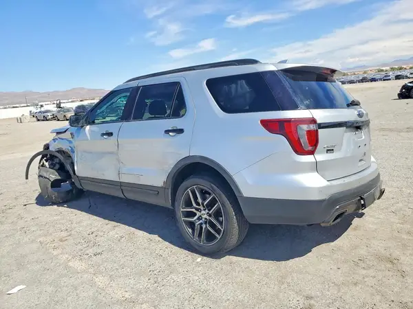 1FM5K8GT0GGC25627 — 2016 Ford Explorer, фото 2 с аукциона Copart, Боковая часть