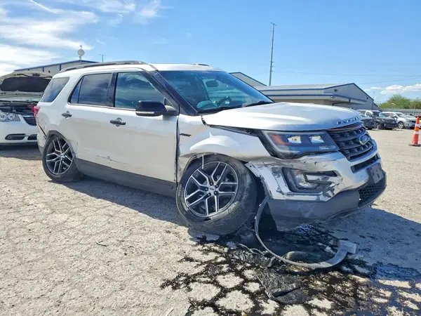 1FM5K8GT0GGC25627 — 2016 Ford Explorer, фото 4 с аукциона Copart, Боковая часть