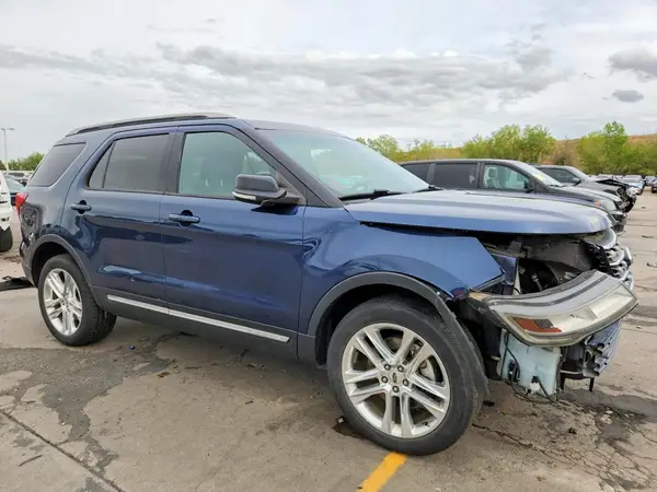 1FM5K8D89GGB72426 — 2016 Ford Explorer, фото 4 с аукциона Copart, Передняя часть