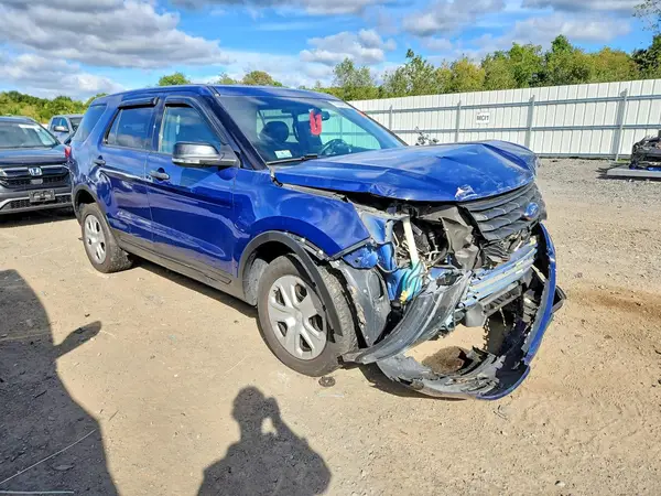 1FM5K8AR3GGA72173 — 2016 Ford Explorer, фото 4 с аукциона Copart, Передняя часть
