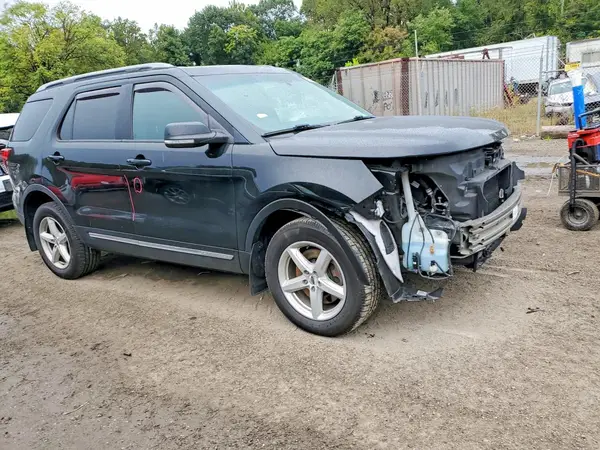 1FM5K8D86GGC97299 — 2016 Ford Explorer, фото 4 с аукциона Copart, Передняя часть
